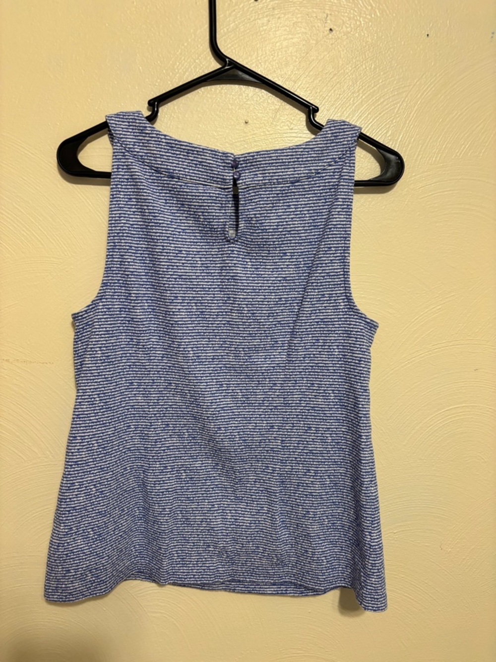 Talbots Blue White Striped Sleeveless Top Size Medium Knit Tank - Picture 8 of 8